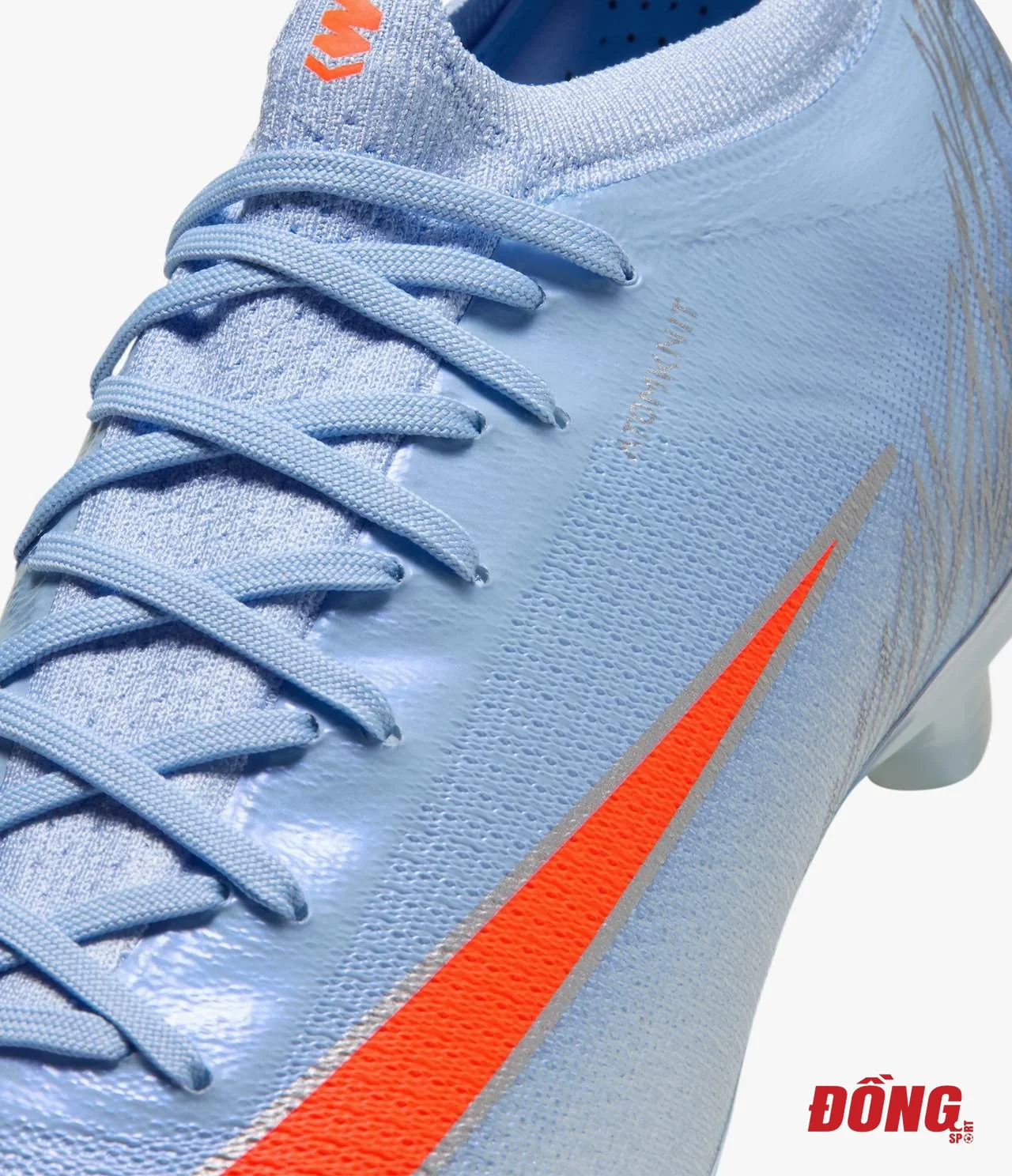 Cận cảnh cổ giày và dây Nike Mercurial Superfly 11 United 004